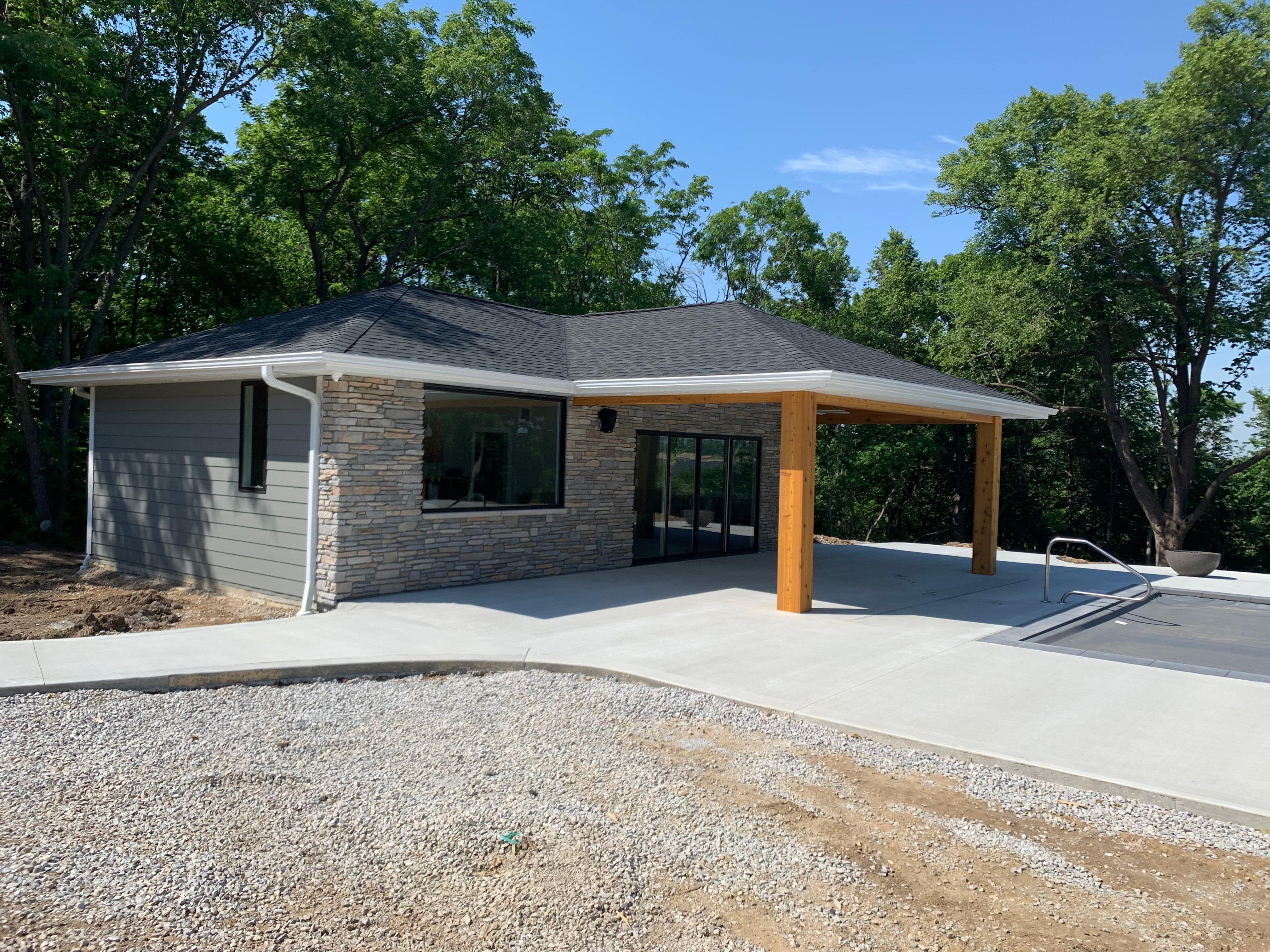 Keeling Pool House